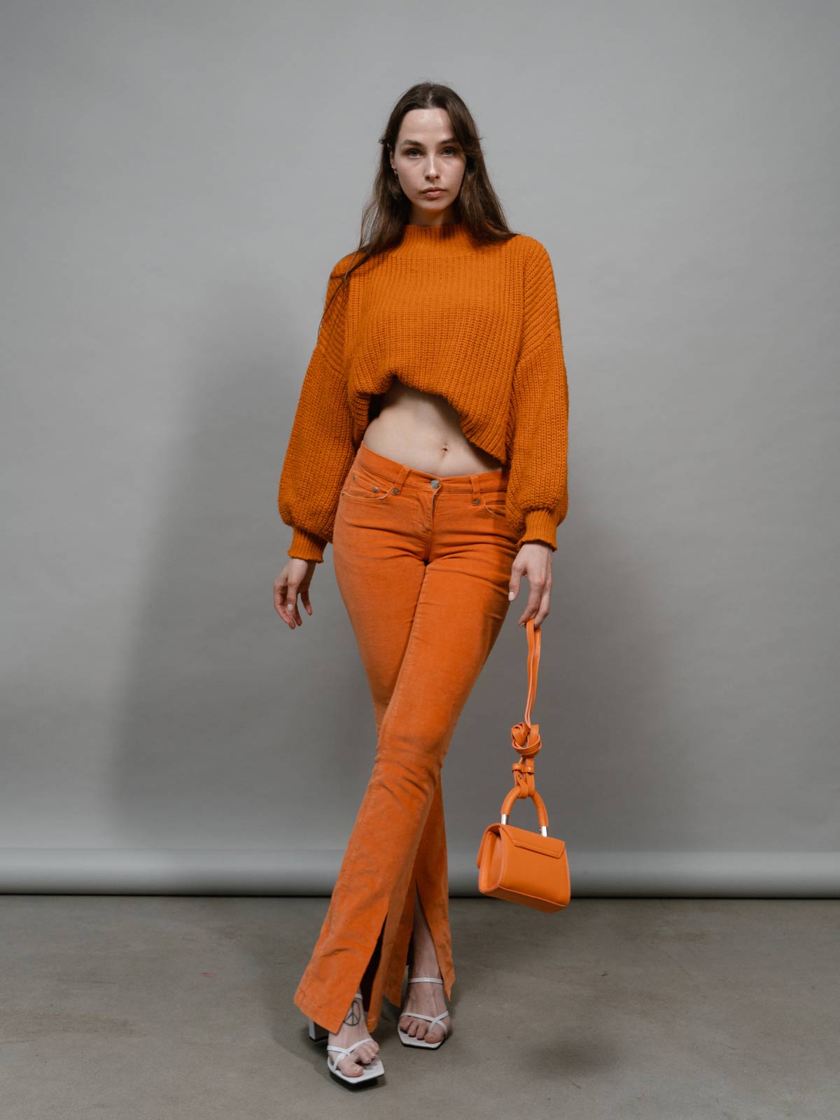 شلوار اسپیلت پایین